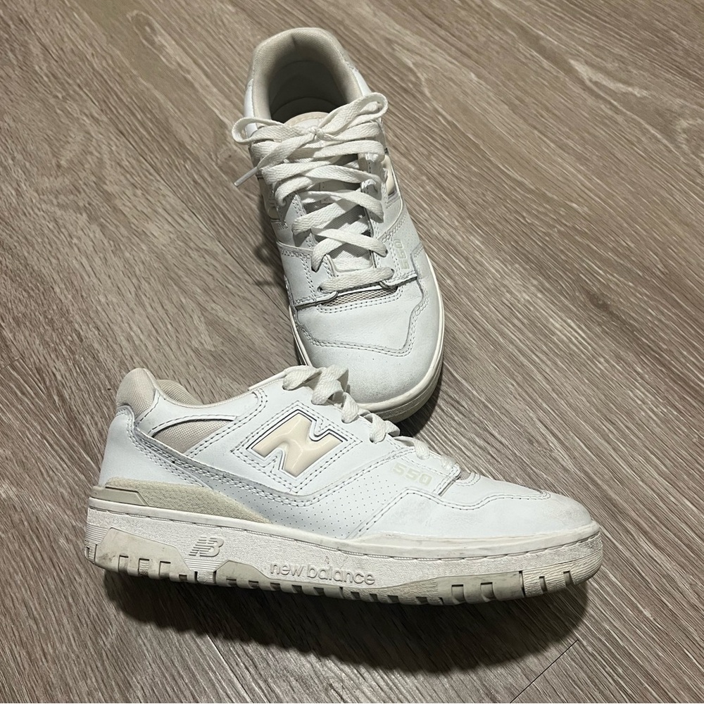New Balance 550